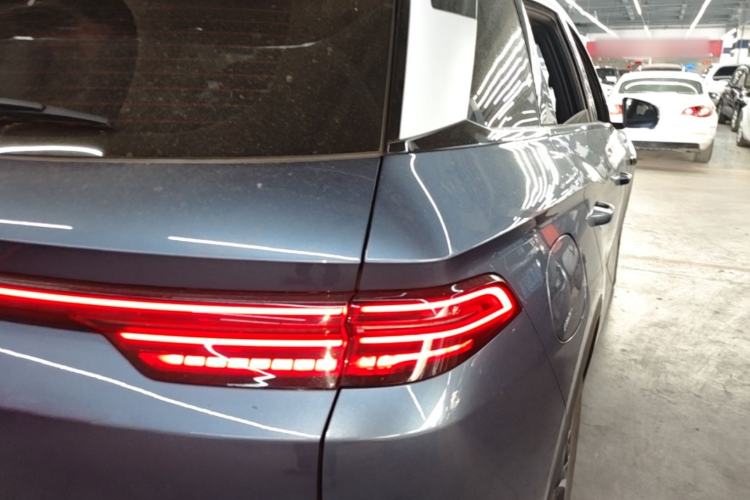 Used BYD Song Pro New Energy 2025 2nd Generation Intelligent Driving Version DM-i 75KM Overachiever Trim Right Rear Taillight