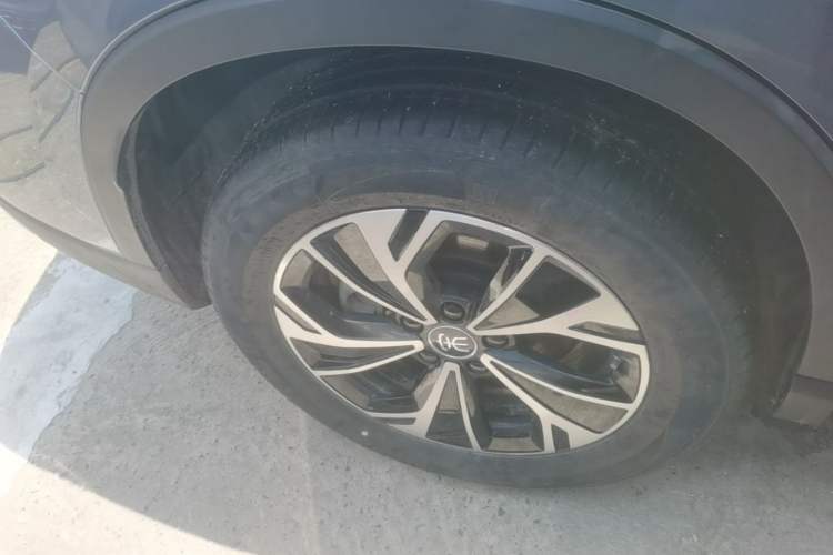Used BYD Song Pro New Energy 2025 Second-Generation DM-i 75KM Overachiever Trim Right Rear Wheel Hub