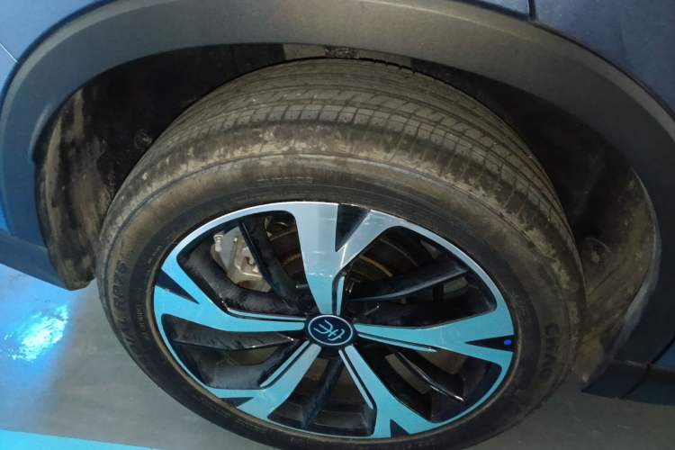 Used BYD Song Pro New Energy 2025 Second-Generation Intelligent Driving Version DM-i 115KM Excellence Edition Right Rear Wheel Hub
