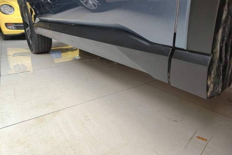 Used BYD Song Pro New Energy 2025 Second-Generation DM-i 115KM Overachiever Trim Right Side Sill