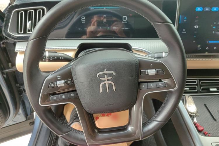 Used BYD Song Pro New Energy 2025 Second-Generation DM-i 115KM Overachiever Trim Steering Wheel
