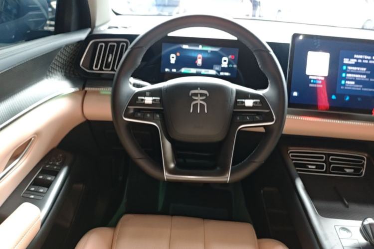 Used BYD Song Pro New Energy 2025 Second-Generation DM-i 115KM Overachiever Trim Steering Wheel