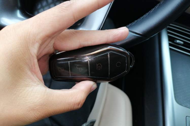 Used BYD Song Pro New Energy 2025 Second-Generation DM-i 75KM Leading Edition Vehicle Key