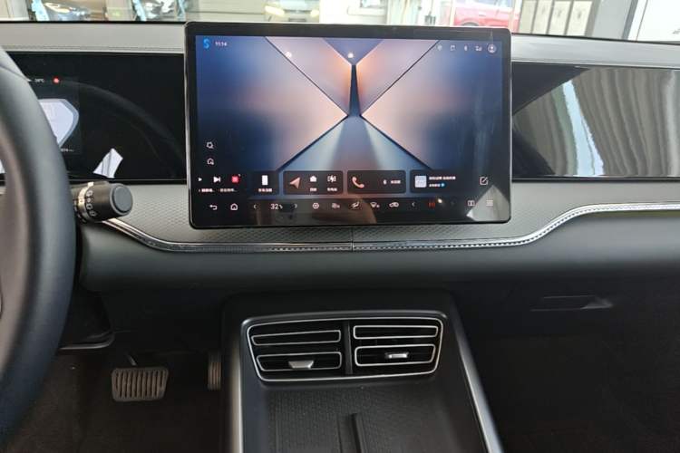 Used BYD Song Pro New Energy 2025 Second-Generation Intelligent Driving Version DM-i 115KM Superior Trim Audio And AC Panel