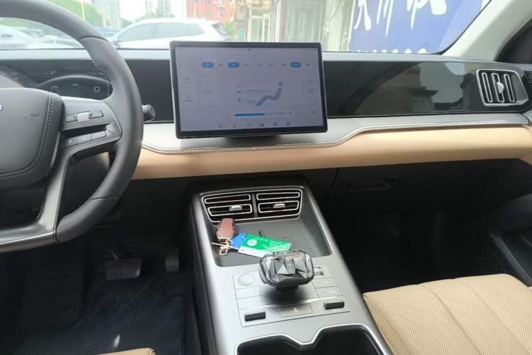 Used BYD Song Pro New Energy 2025 Second-Generation DM-i 75KM Leading Edition Audio And AC Panel