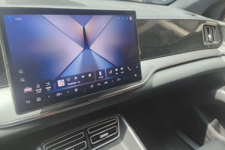 Used BYD Song Pro New Energy 2025 2nd Generation Intelligent Driving Version DM-i 75KM Leading Edition Audio And AC Panel