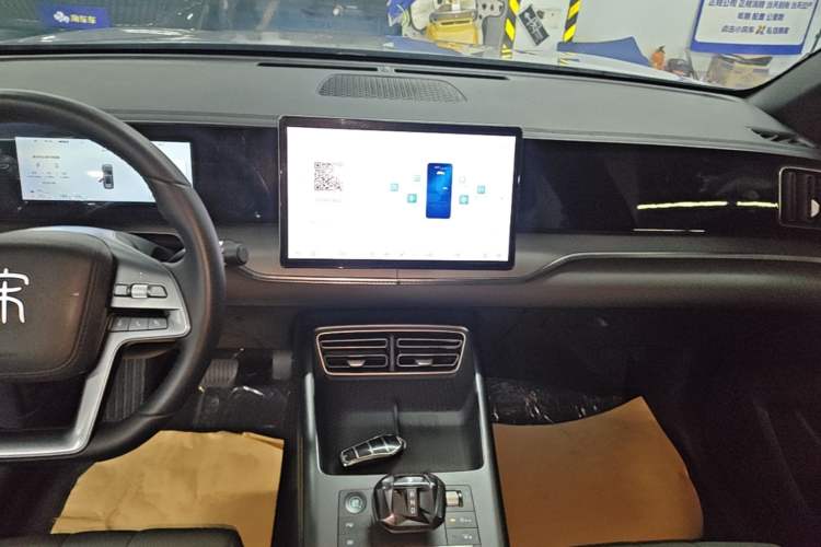 Used BYD Song Pro New Energy 2025 2nd Generation Intelligent Driving Version DM-i 75KM Leading Edition Audio And AC Panel