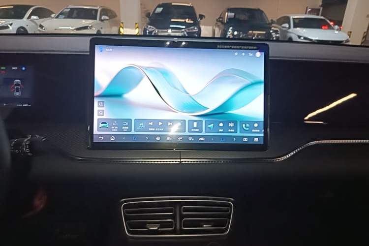 Used BYD Song Pro New Energy 2025 2nd Generation Intelligent Driving Version DM-i 75KM Leading Edition Audio And AC Panel