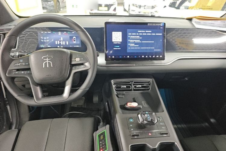 Used BYD Song Pro New Energy 2025 2nd Generation Intelligent Driving Version DM-i 75KM Leading Edition Center Console
