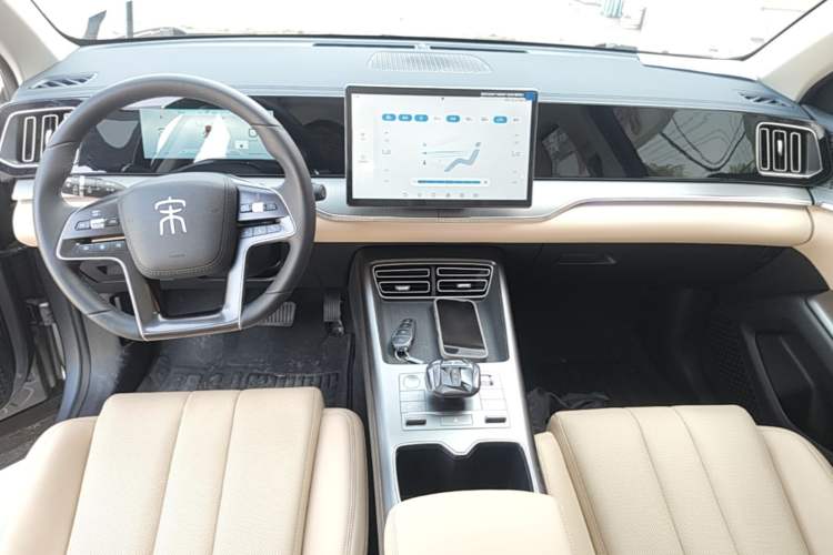 Used BYD Song Pro New Energy 2025 Second-Generation DM-i 115KM Overachiever Trim Center Console