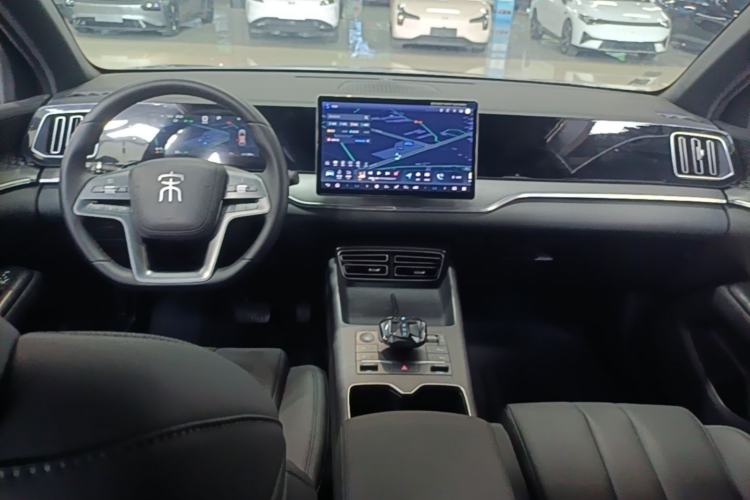 Used BYD Song Pro New Energy 2025 2nd Generation Intelligent Driving Version DM-i 75KM Leading Edition Center Console