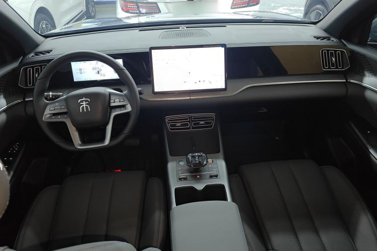 Used BYD Song Pro New Energy 2025 2nd Generation Intelligent Driving Version DM-i 75KM Leading Edition Center Console