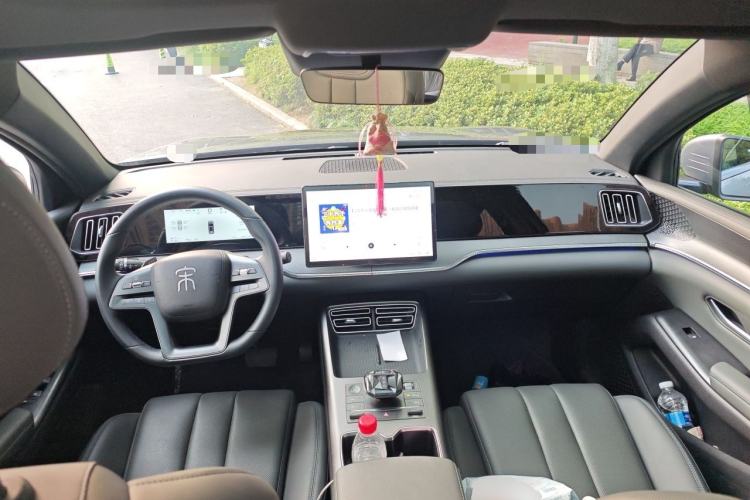 Used BYD Song Pro New Energy 2025 2nd Generation Intelligent Driving Version DM-i 75KM Overachiever Trim Center Console