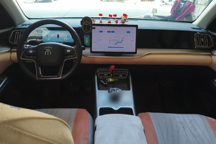 Used BYD Song Pro New Energy 2025 Second-Generation DM-i 115KM Overachiever Trim Center Console