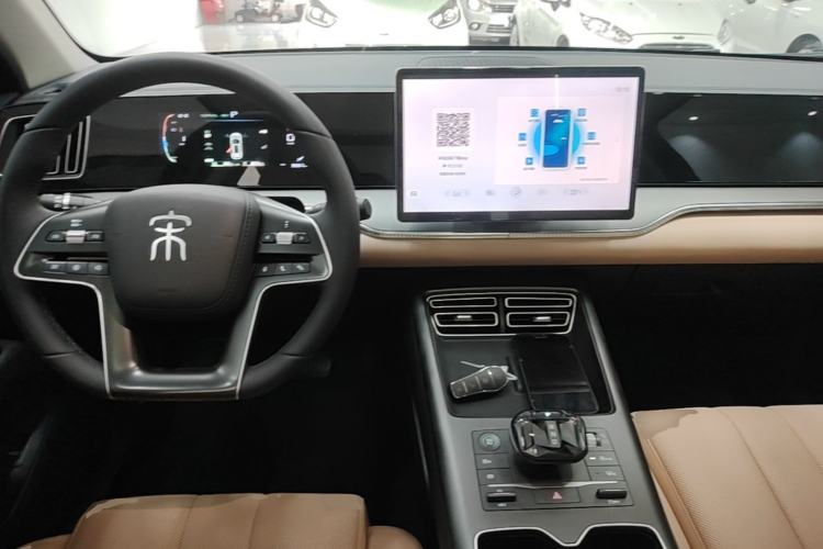 Used BYD Song Pro New Energy 2025 Second-Generation DM-i 75KM Overachiever Trim Center Console