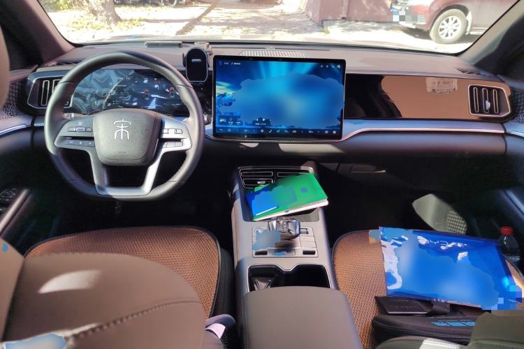 Used BYD Song Pro New Energy 2025 Second-Generation DM-i 115KM Excellence Version Center Console
