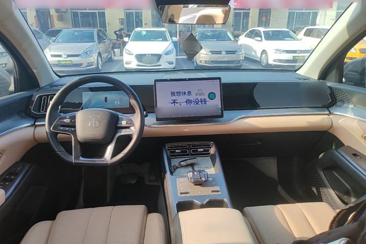 Used BYD Song Pro New Energy 2025 Second-Generation DM-i 115KM Overachiever Trim Center Console