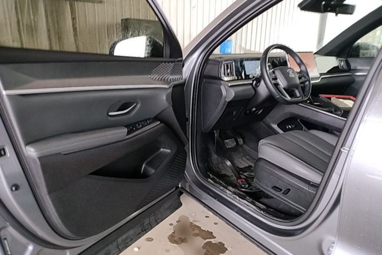Used BYD Song Pro New Energy 2025 2nd Generation Intelligent Driving Version DM-i 75KM Leading Edition Driver Seat