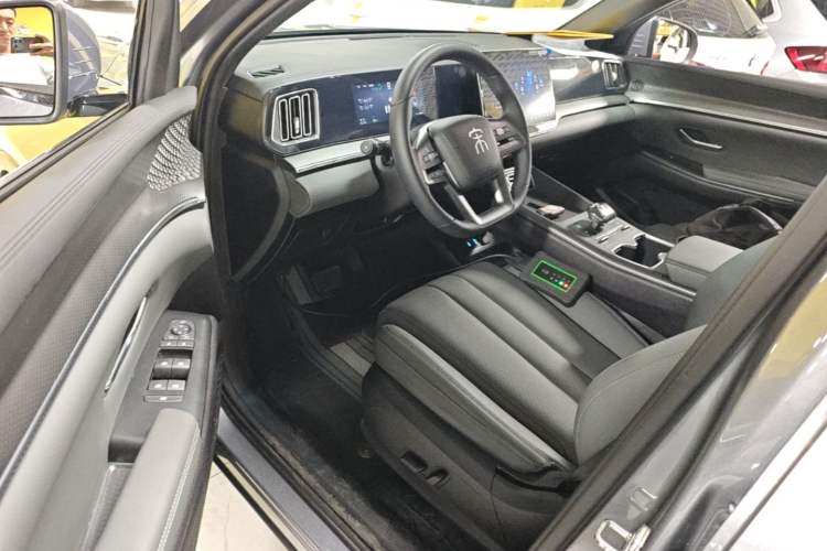 Used BYD Song Pro New Energy 2025 2nd Generation Intelligent Driving Version DM-i 75KM Leading Edition Driver Seat