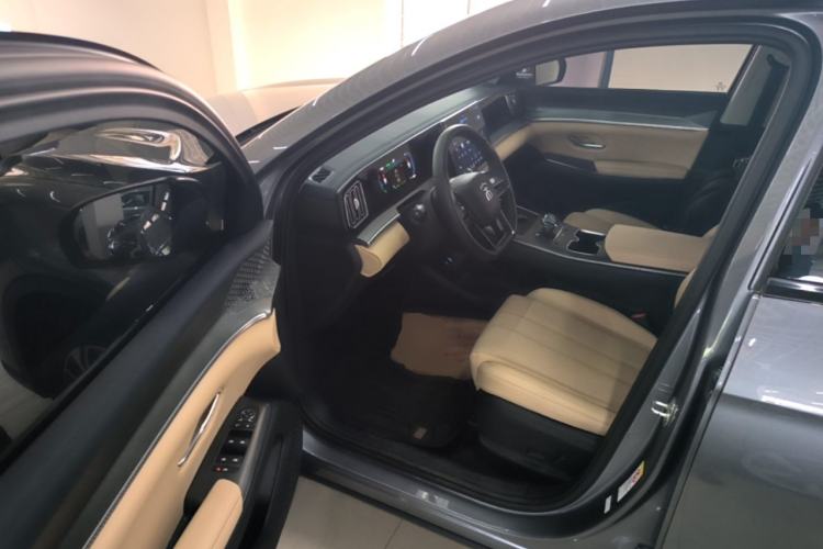 Used BYD Song Pro New Energy 2025 Second-Generation DM-i 75KM Leading Edition Driver Seat