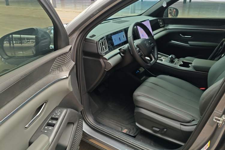 Used BYD Song Pro New Energy 2025 2nd Generation Intelligent Driving Version DM-i 75KM Leading Edition Driver Seat