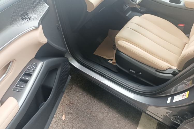 Used BYD Song Pro New Energy 2025 Second-Generation DM-i 115KM Overachiever Trim Driver Seat