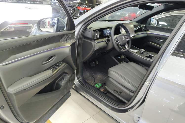 Used BYD Song Pro New Energy 2025 Second-Generation Intelligent Driving Version DM-i 115KM Excellence Edition Driver Seat