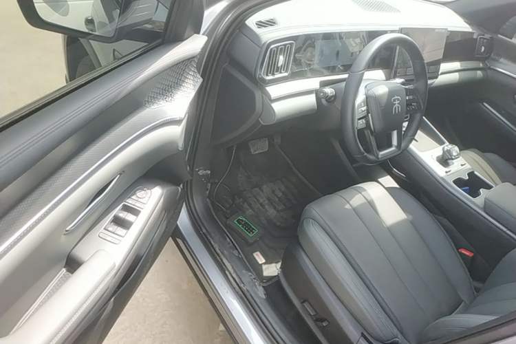 Used BYD Song Pro New Energy 2025 2nd Generation Intelligent Driving Version DM-i 75KM Leading Edition Driver Seat