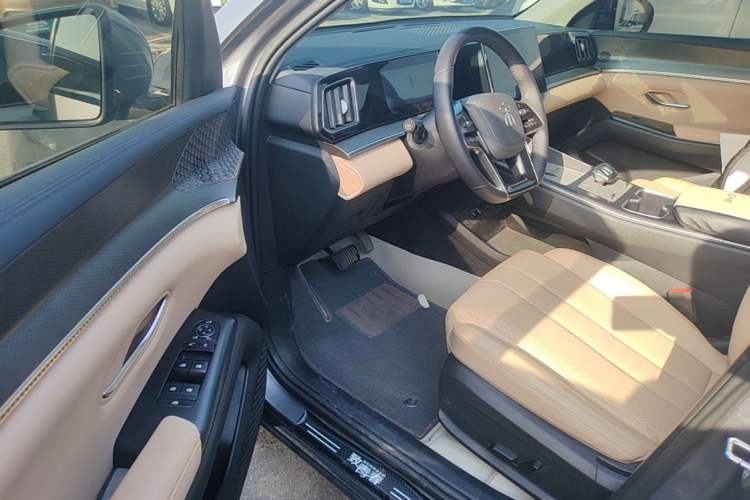 Used BYD Song Pro New Energy 2025 Second-Generation DM-i 115KM Overachiever Trim Driver Seat