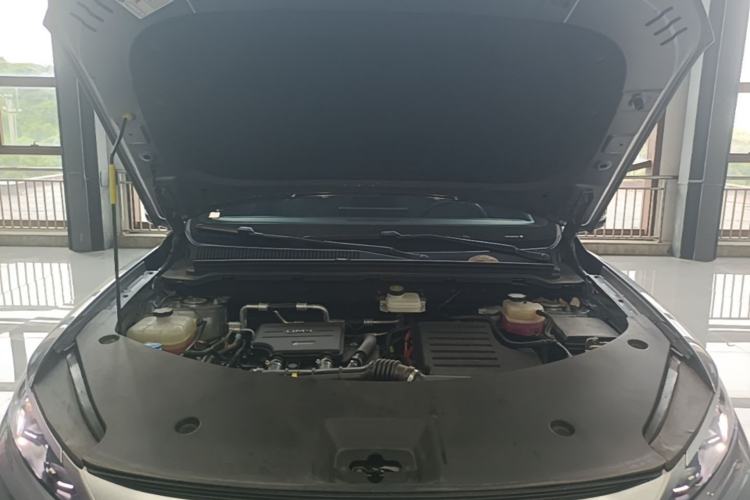 Used BYD Song Pro New Energy 2025 2nd Generation Intelligent Driving Version DM-i 75KM Leading Edition Engine Bay