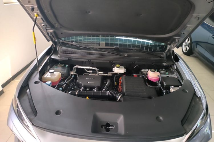 Used BYD Song Pro New Energy 2025 Second-Generation DM-i 75KM Leading Edition Engine Bay
