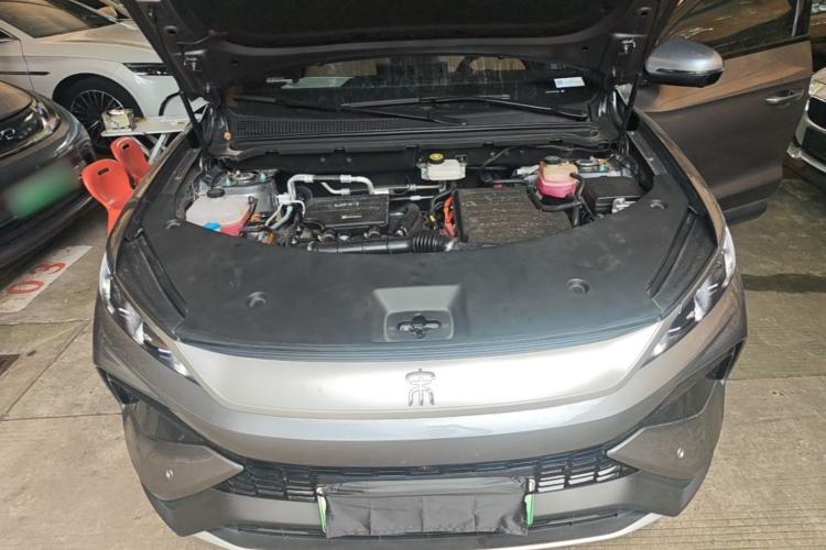 Used BYD Song Pro New Energy 2025 Second-Generation Intelligent Driving Version DM-i 115KM Superior Trim Engine Bay