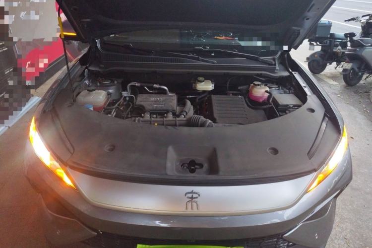 Used BYD Song Pro New Energy 2025 2nd Generation Intelligent Driving Version DM-i 75KM Leading Edition Engine Bay