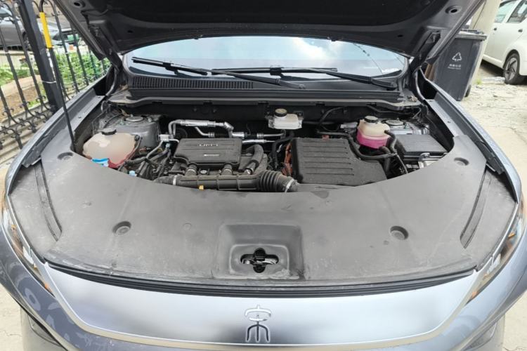 Used BYD Song Pro New Energy 2025 Second-Generation DM-i 75KM Leading Edition Engine Bay