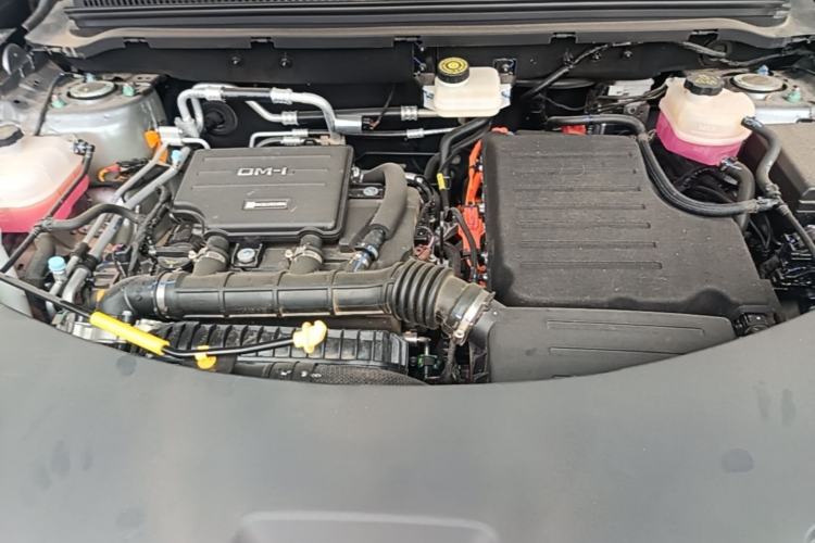 Used BYD Song Pro New Energy 2025 2nd Generation Intelligent Driving Version DM-i 75KM Leading Edition Engine Bay