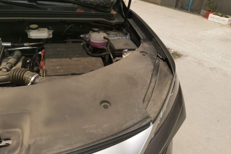 Used BYD Song Pro New Energy 2025 Second-Generation DM-i 115KM Overachiever Trim Engine Bay Left