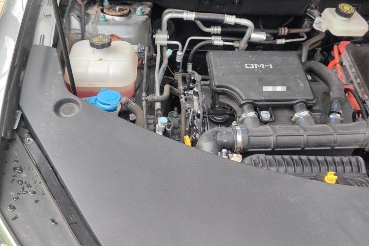 Used BYD Song Pro New Energy 2025 2nd Generation Intelligent Driving Version DM-i 75KM Leading Edition Engine Bay Right