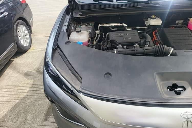 Used BYD Song Pro New Energy 2025 Second-Generation DM-i 115KM Excellence Version Engine Bay Right