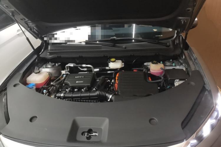 Used BYD Song Pro New Energy 2025 Second-Generation Intelligent Driving Version DM-i 115KM Superior Trim Engine Bay