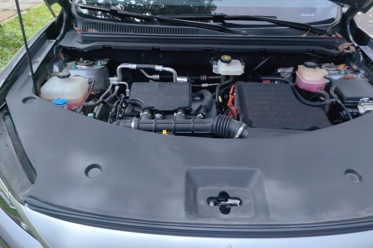 Used BYD Song Pro New Energy 2025 2nd Generation Intelligent Driving Version DM-i 75KM Leading Edition Engine Bay