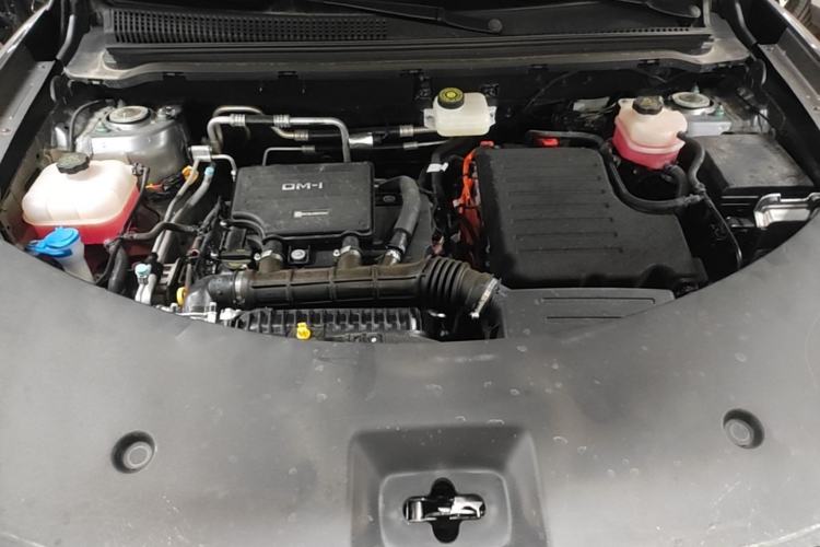 Used BYD Song Pro New Energy 2025 2nd Generation Intelligent Driving Version DM-i 75KM Leading Edition Engine Bay