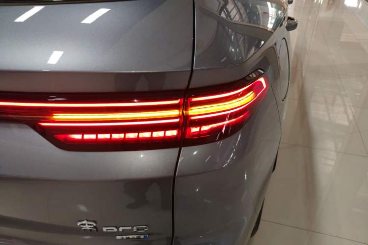 Used BYD Song Pro New Energy 2025 Second-Generation Intelligent Driving Version DM-i 115KM Superior Trim Exterior 3
