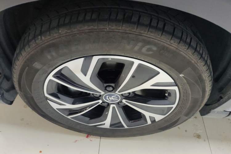 Used BYD Song Pro New Energy 2025 Second-Generation DM-i 75KM Leading Edition Exterior 4