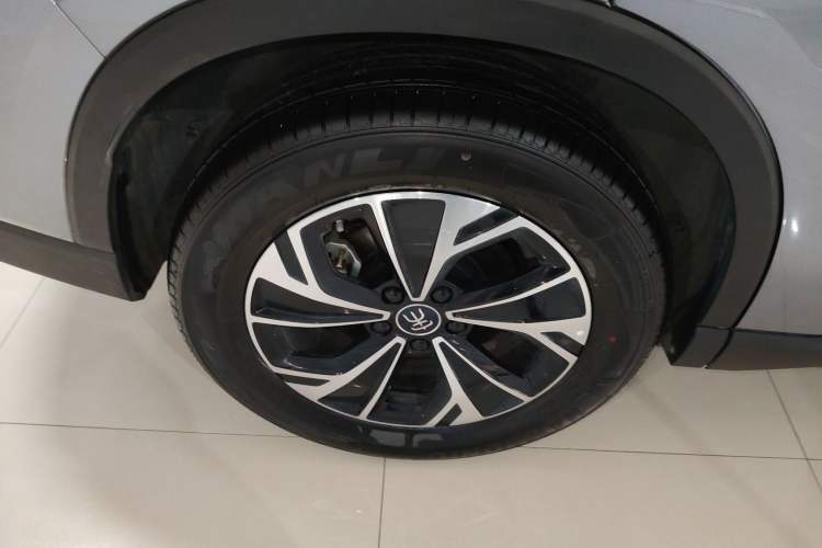 Used BYD Song Pro New Energy 2025 Second-Generation Intelligent Driving Version DM-i 115KM Superior Trim Exterior 5