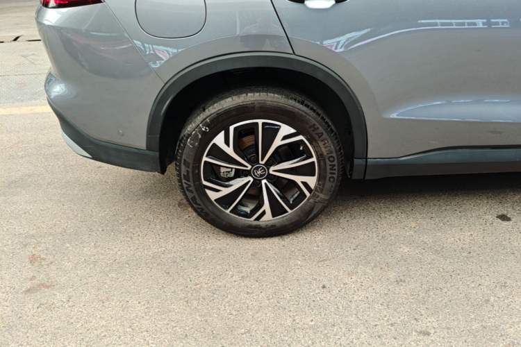 Used BYD Song Pro New Energy 2025 2nd Generation Intelligent Driving Version DM-i 75KM Leading Edition Exterior 5