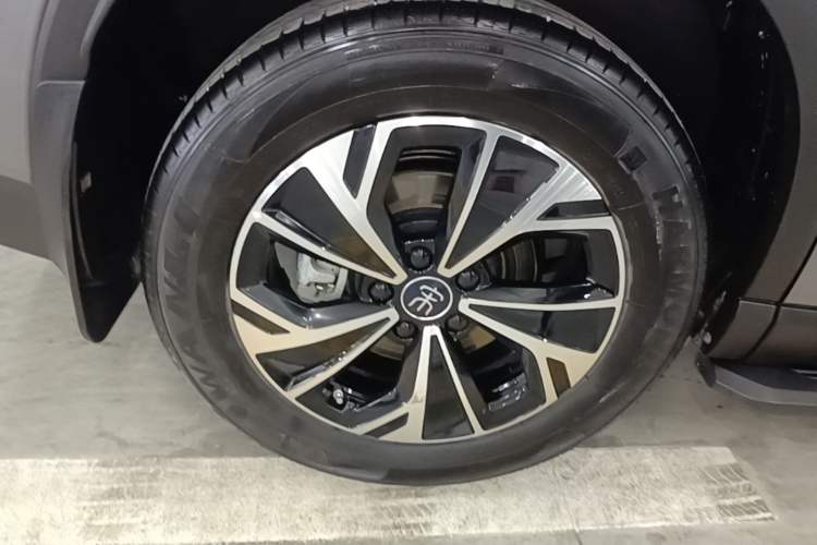 Used BYD Song Pro New Energy 2025 Second-Generation DM-i 75KM Overachiever Trim Exterior 5