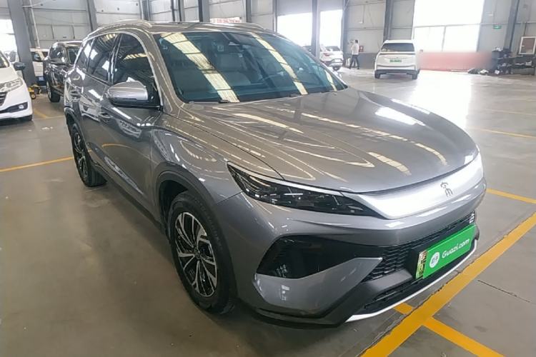 Used BYD Song Pro New Energy 2025 Second-Generation DM-i 75KM Overachiever Trim Front Right 45 Deg