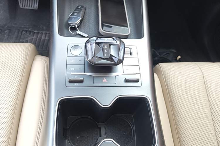 Used BYD Song Pro New Energy 2025 Second-Generation DM-i 115KM Overachiever Trim Gear Lever