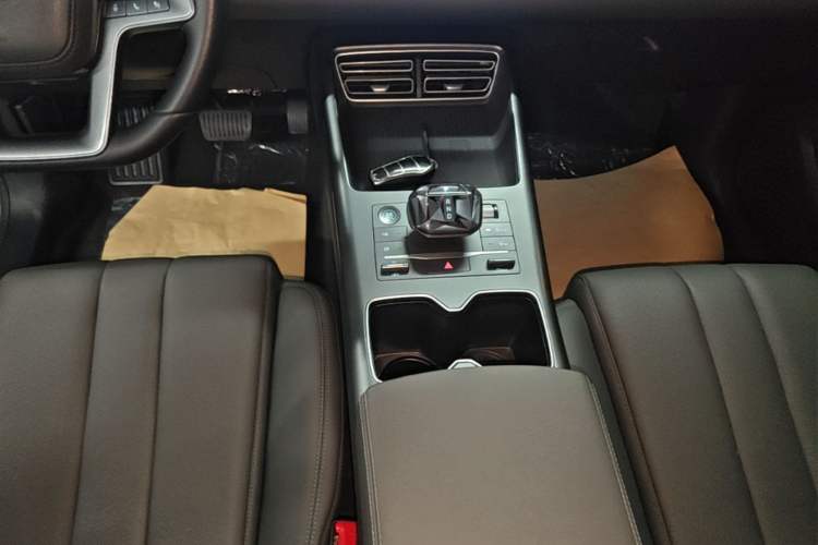 Used BYD Song Pro New Energy 2025 2nd Generation Intelligent Driving Version DM-i 75KM Leading Edition Gear Lever