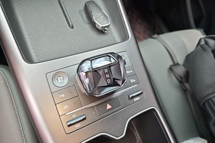 Used BYD Song Pro New Energy 2025 2nd Generation Intelligent Driving Version DM-i 75KM Leading Edition Gear Lever